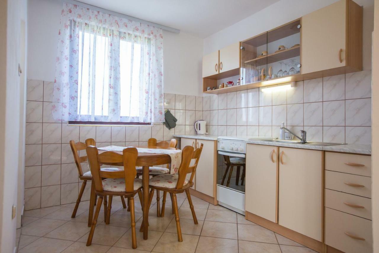 Apartment Zora - Guest House Ogulin Dış mekan fotoğraf