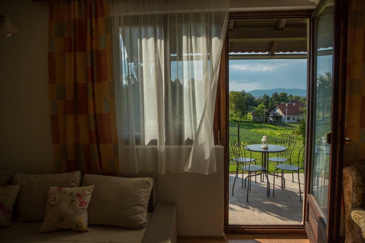 Apartment Zora - Guest House Ogulin Dış mekan fotoğraf